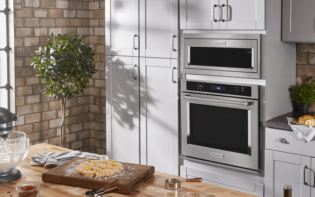 Best Combo Microwave Oven Installation in Irvine ,Lake Forest, Laguna Hills and more Cities in Orange County or Los Angeles County of California