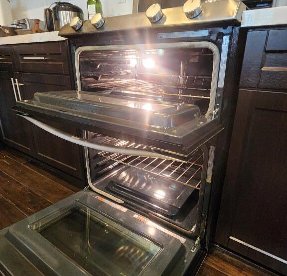 Oven repair or installation service . A Step-by-Step Guide: How We Fixed and Installed Ovens Like Pros!