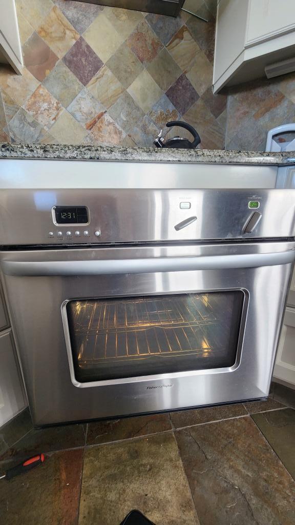 Oven Stove repair or installation services in Laguna Niguel CA 92677