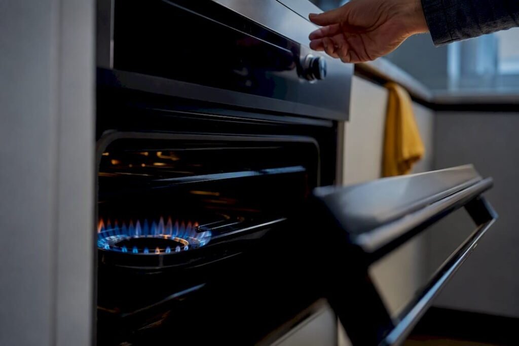 Gas oven burner igniting during safety check